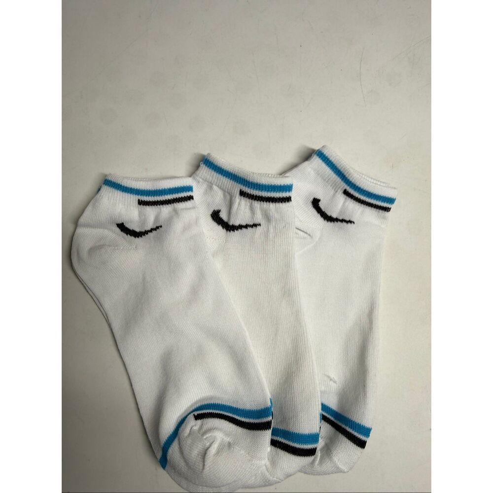 NWOT Nike No Show Socks White Black Blue 3 Pairs Low Cut Athletic Socks Sz M